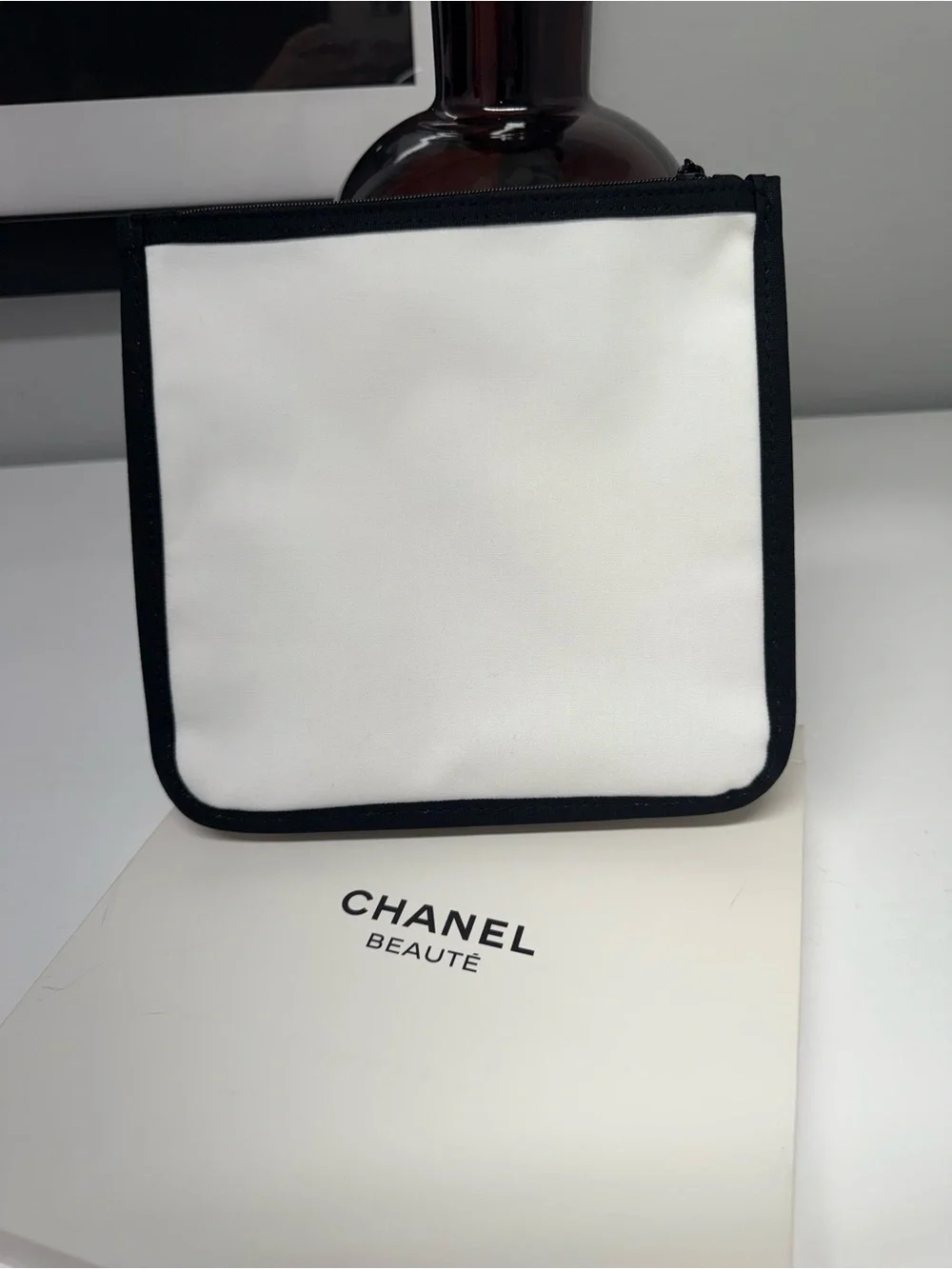 Chanel beaute White & Black Cosmetic Pouch